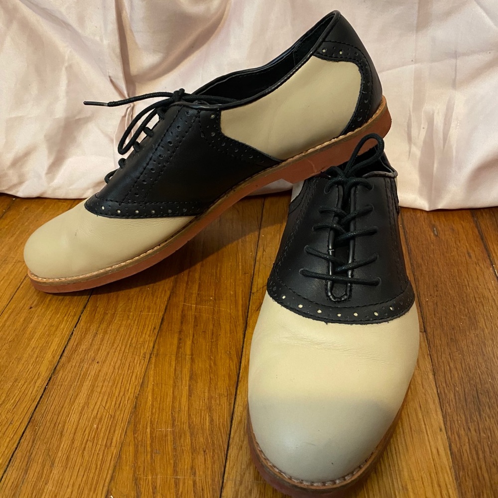 Genuine GH Bass & Co. Size 10 Women’s Shoes